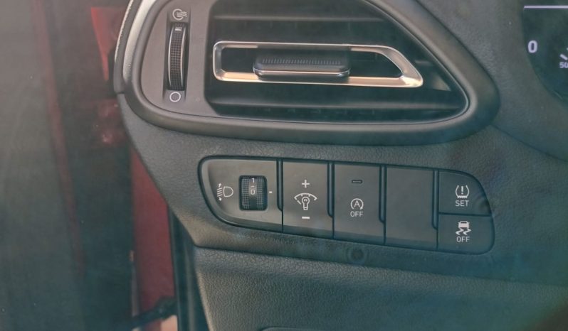 
								Hyundai i30 KLASS SLX full									