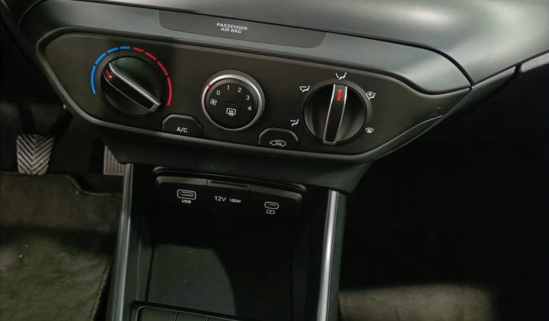 
								Hyundai i20 klass full									