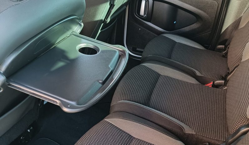 
								Peugeot Partner 2015 full									