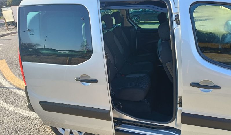 
								Peugeot Partner 2015 full									