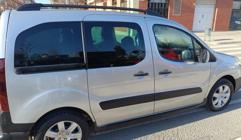 
								Peugeot Partner 2015 full									