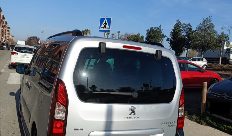 
								Peugeot Partner 2015 full									