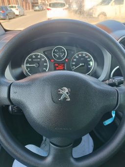 
										Peugeot Partner 2015 full									