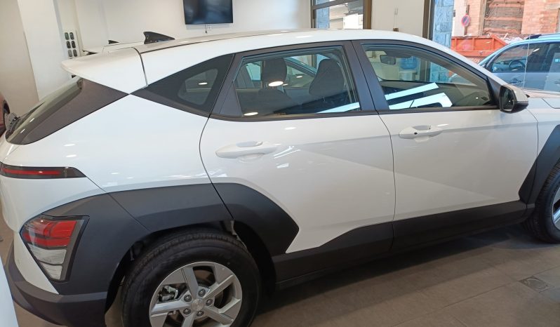 
								Hyundai Kona Hybrid MAXX full									